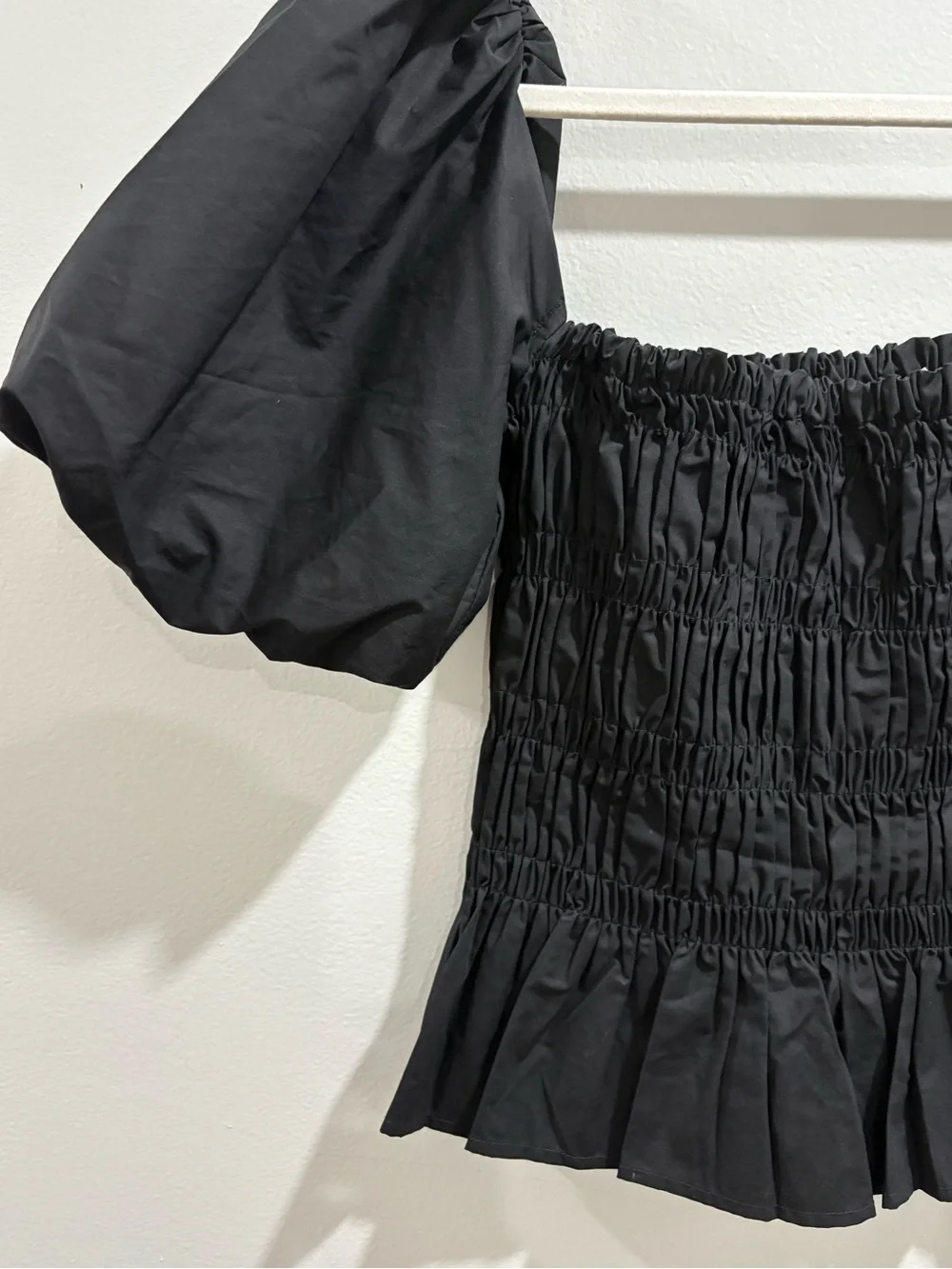 ASTR The Label Black Puff-Sleeve Smocked Peplum Top